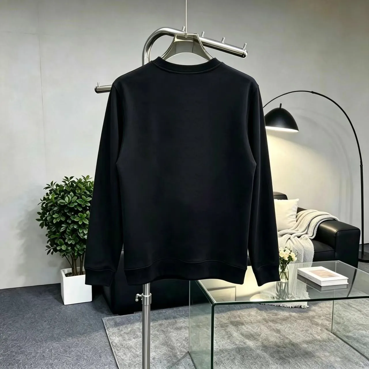 〖 𝐌𝐎𝐍𝐂𝐋𝐄𝐑~ 〗 440g ， 😎 ， ， Factory 2026 T ， ， Premium LOGO， Same Style ：Black White Size：S M L XL 2XL